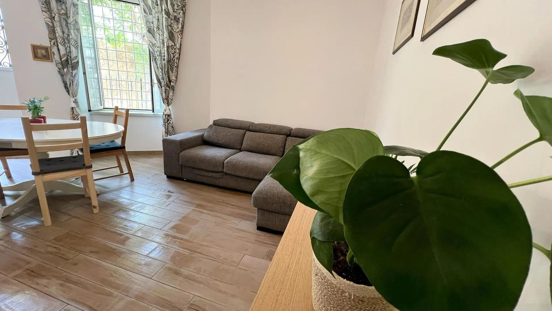 La Casa Che Accoglie Apartment Rome Italy