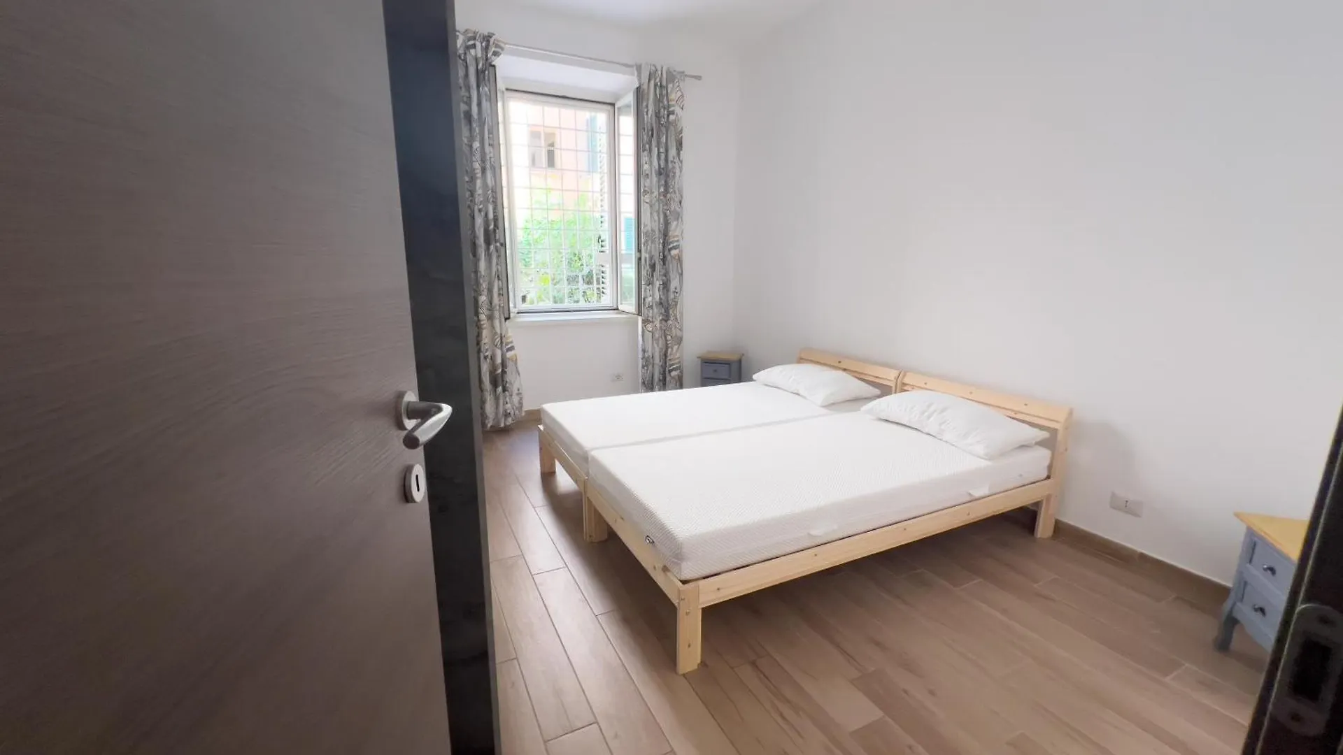 La Casa Che Accoglie Apartment Rome