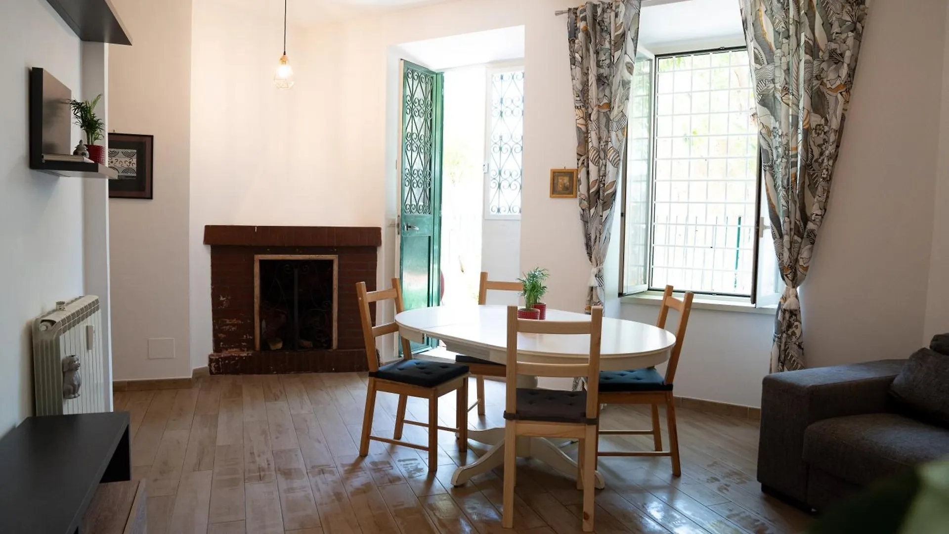 La Casa Che Accoglie Apartment Rome
