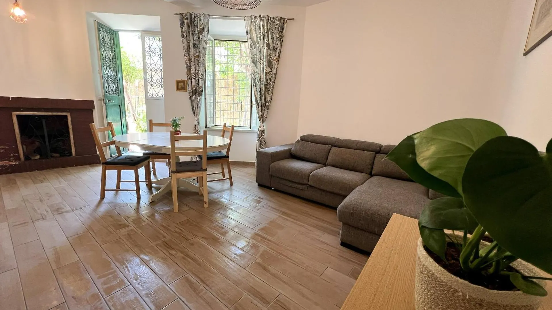 La Casa Che Accoglie Apartment Rome